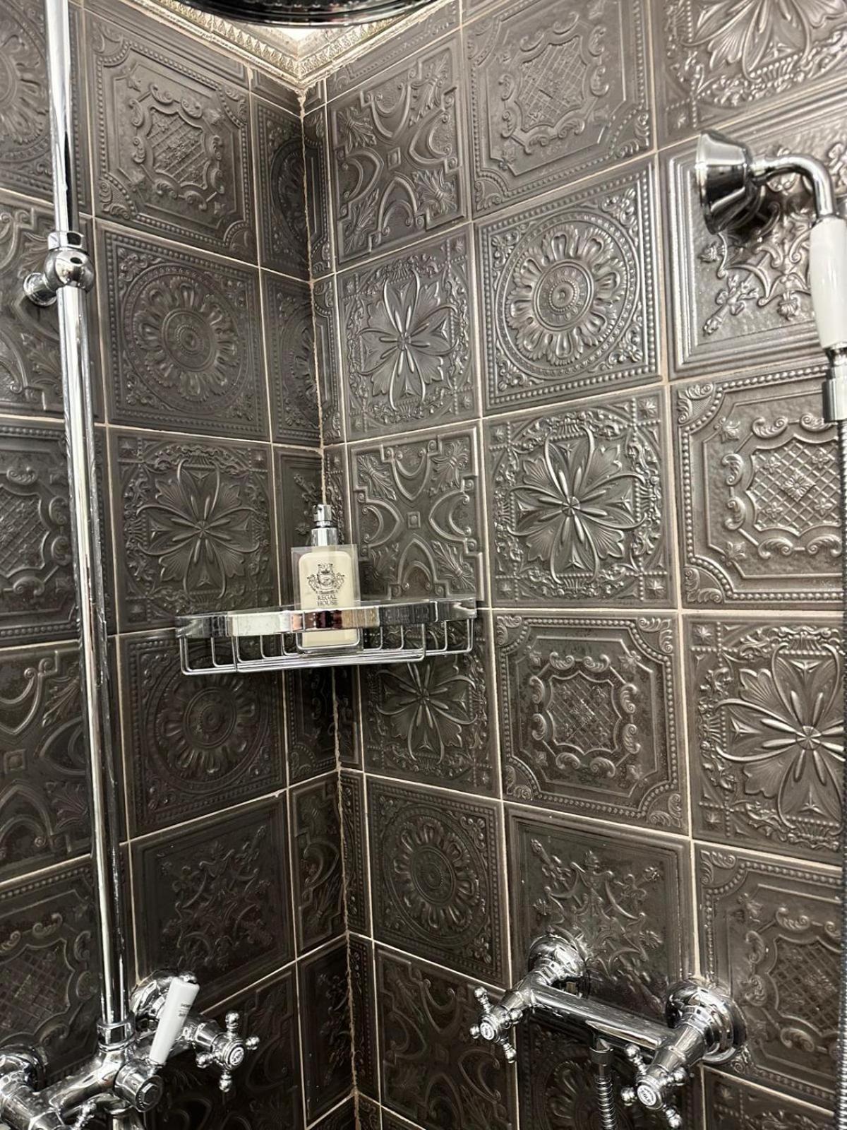 فندق Regal House Anzio Manetti 16 المظهر الخارجي الصورة